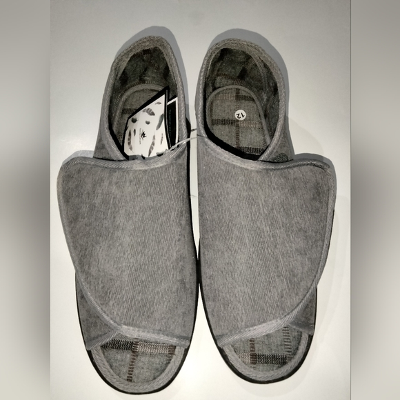 Happy Touch (Size 12) Men's Open Toe Adjustable Memory Foam Slippers (NEW-NWT) - Picture 2 of 9